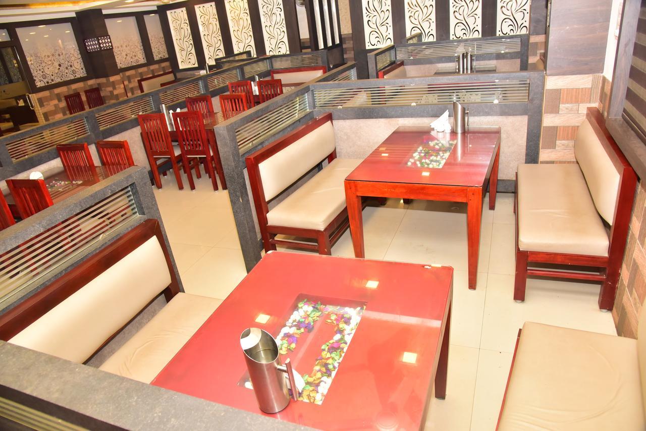 Bright Palace Restaurant And Residency 호텔 시모가 외부 사진